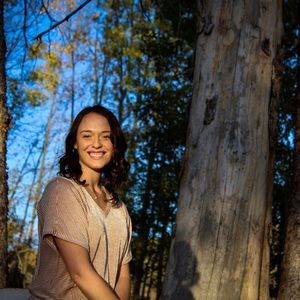 Meet your Posher, Hannah